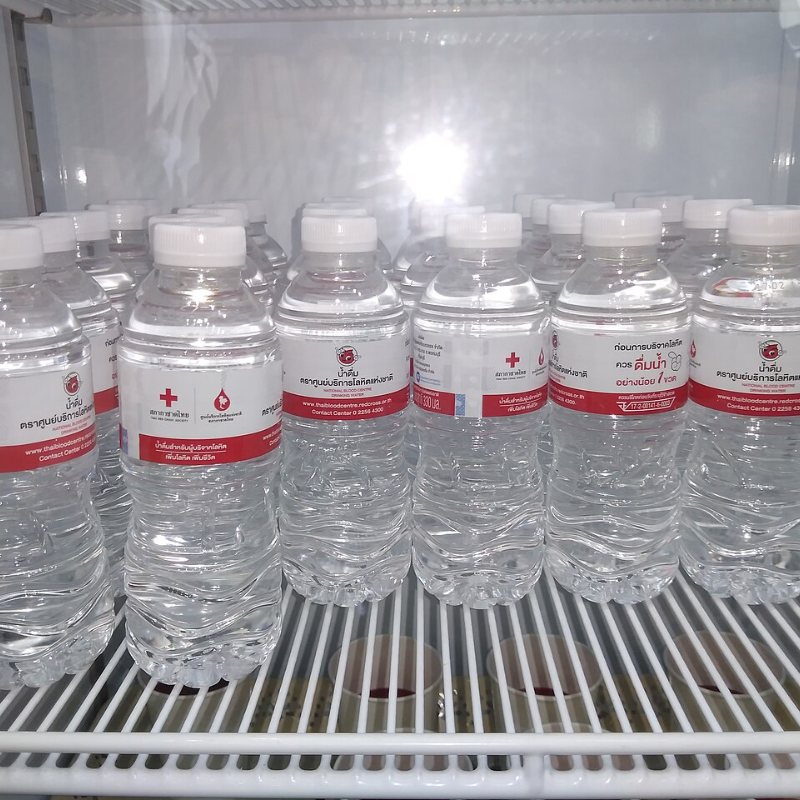 Eau minérale 1,5 L (pack de 6)
